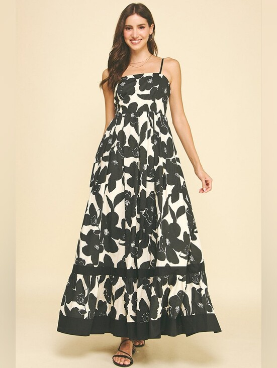 Dresses & Skirts - NWT Floral Tiered Black Maxi Dress S/M/L